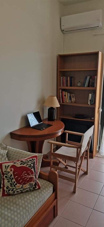 Phoeve Apt-Lovely 1-Br Rental Near The Beach Καλαθάς Εξωτερικό φωτογραφία